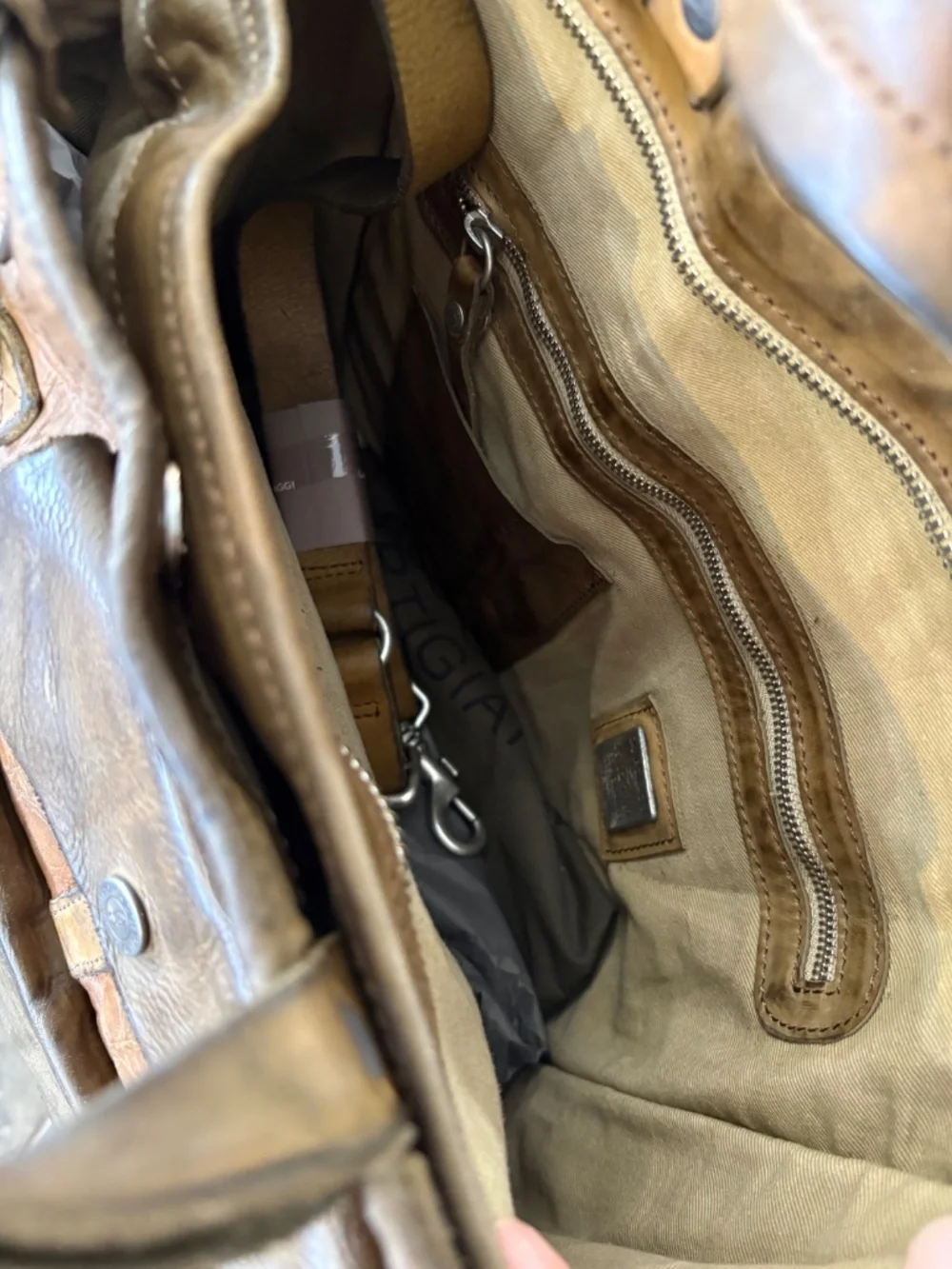 Campomaggi Tokyo Embossed Leather Shopping Tote in Verde Militare